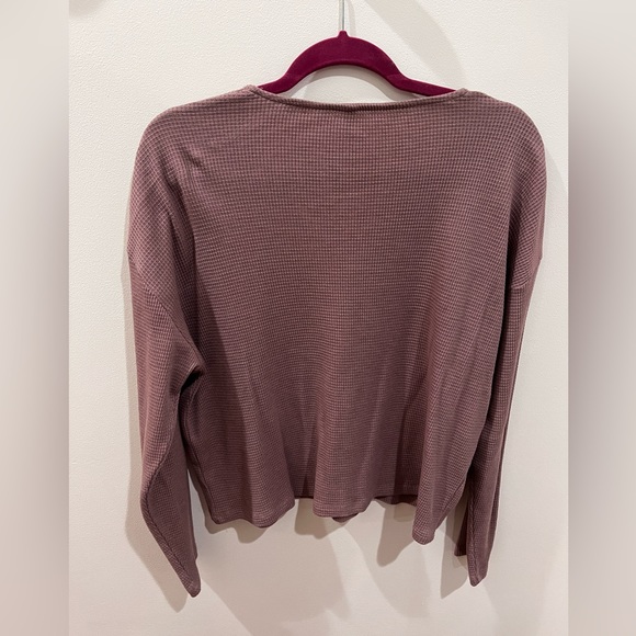 Babaton long sleeve crop shirt - Picture 2 of 3